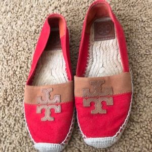 Tory Burch loafer/slip on shoe